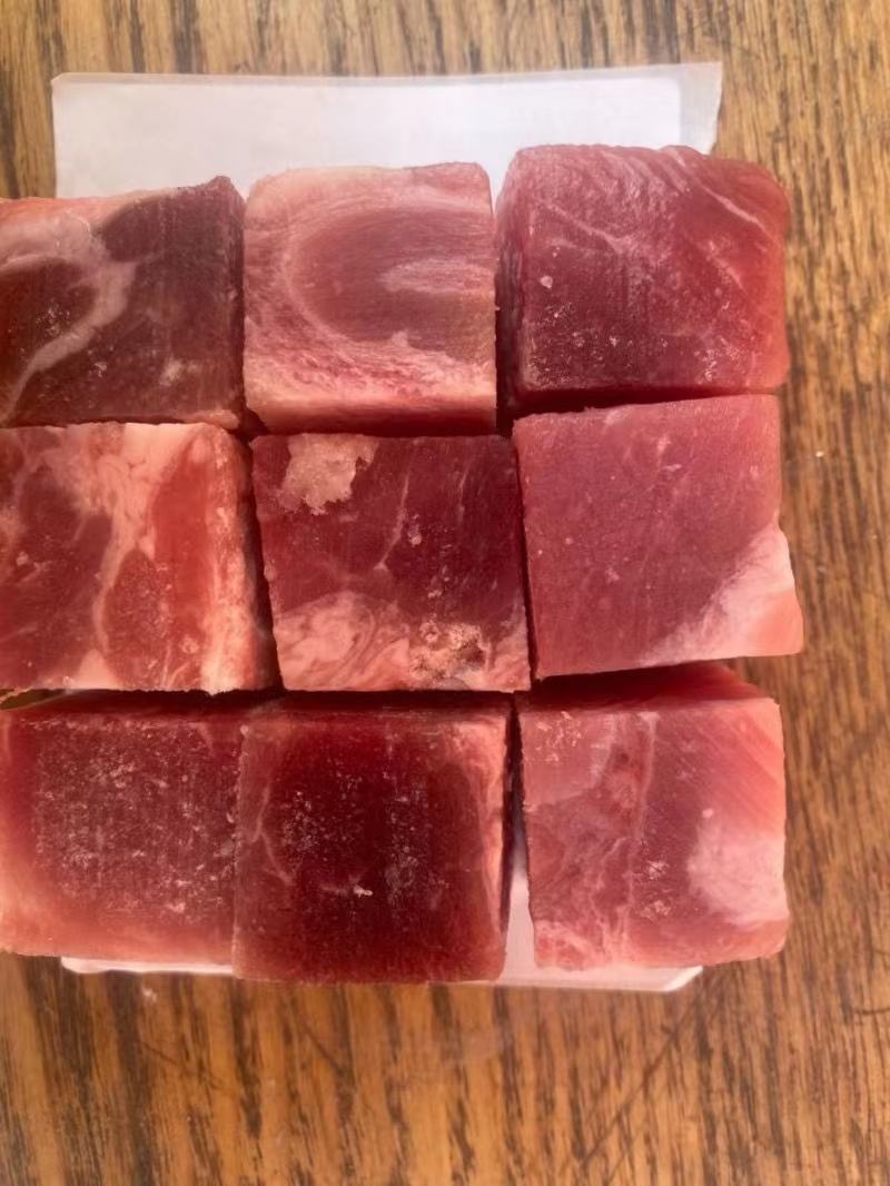 牛肉粒，可按要求定制各种包装，可供电商。