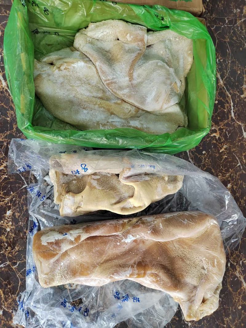 纯干牛肚，可以卤，可以煮，2层装，40斤装！