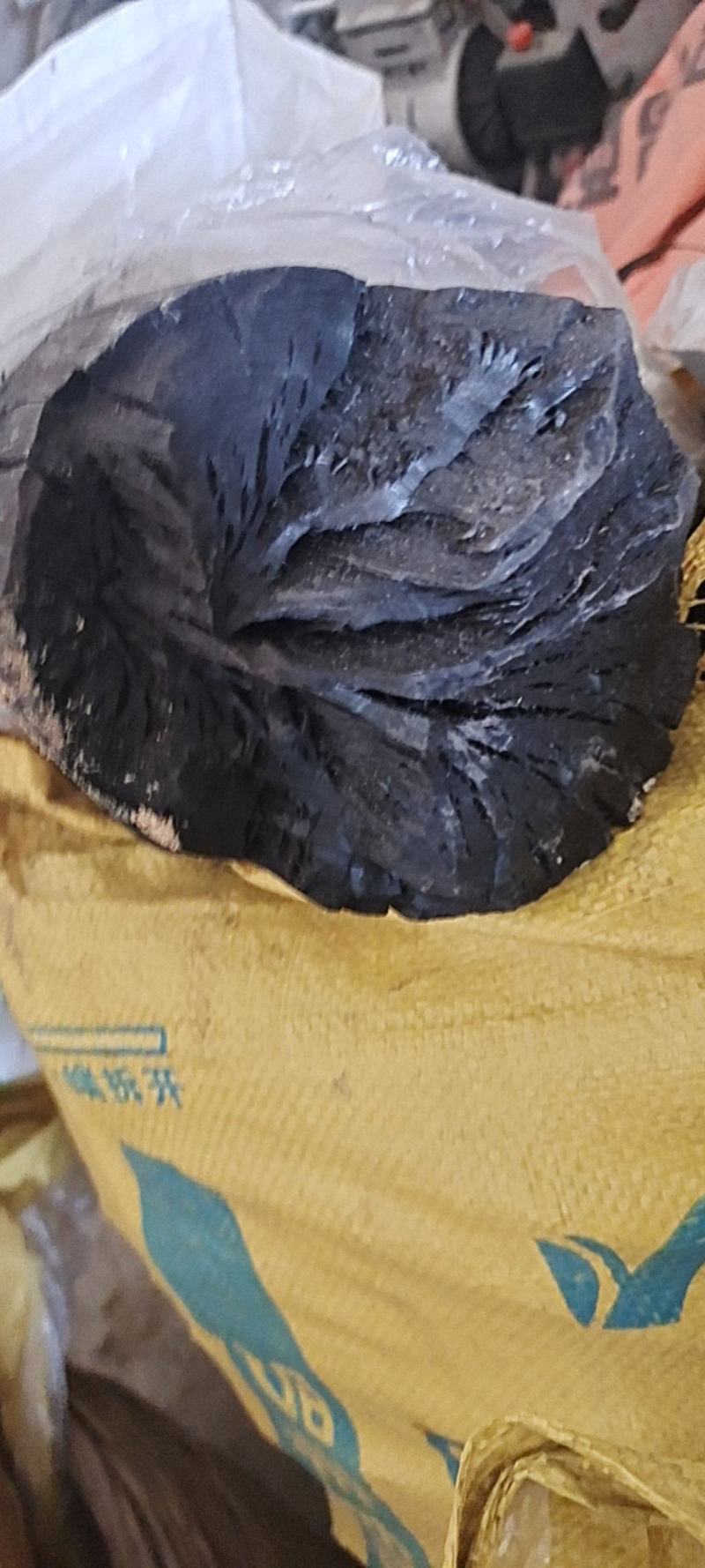 荔枝木炭，欢迎老板过来收购