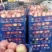 我们这里绿化久桃子以上市个头大，艳色红，口感甜，量很大。