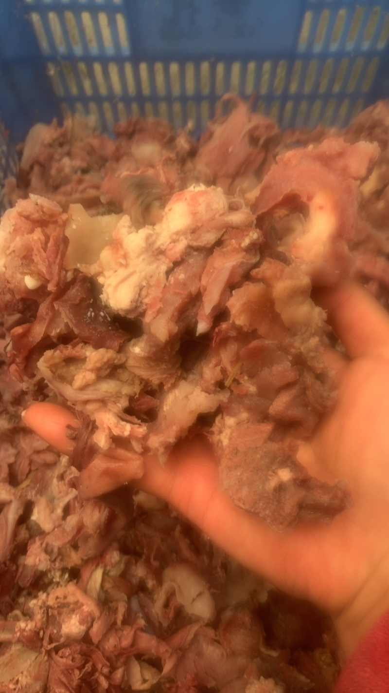 清真去骨牛碎肉产地直发常年有货欢迎咨询