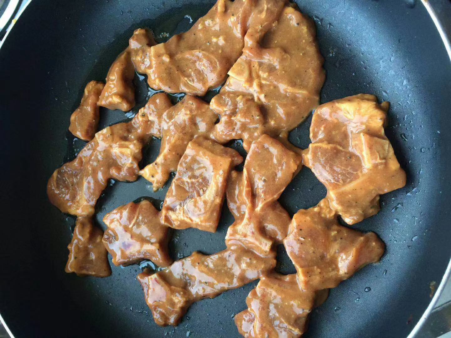 黑胡椒牛排煎制过程