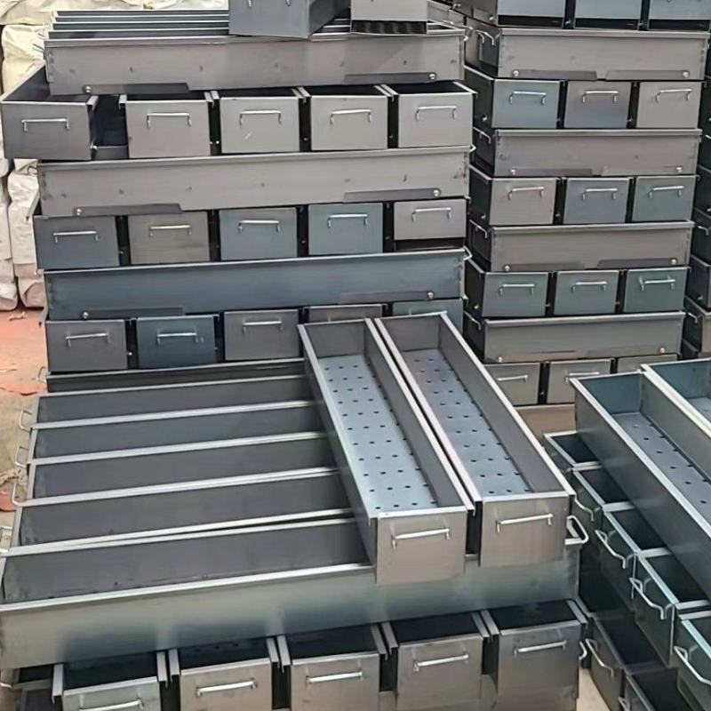 烧烤用具，烧烤炉，使用方法简单，结实耐用，做工好。可订做