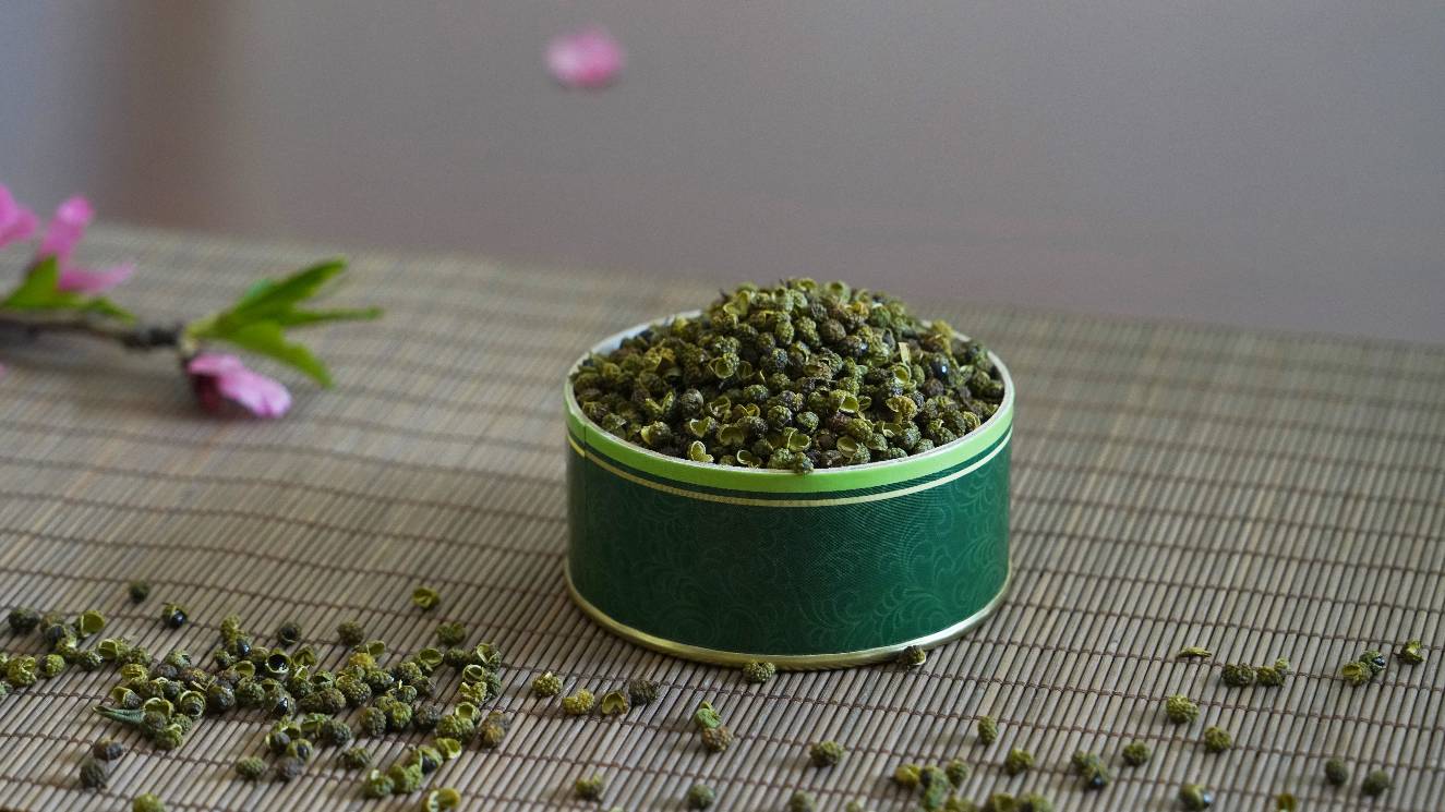 花椒绿豆水的煮制过程