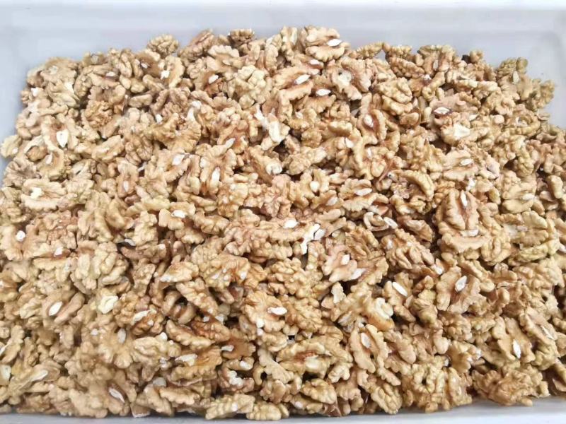 新疆和田薄皮核桃核桃仁，绿色食品每个人的选择！