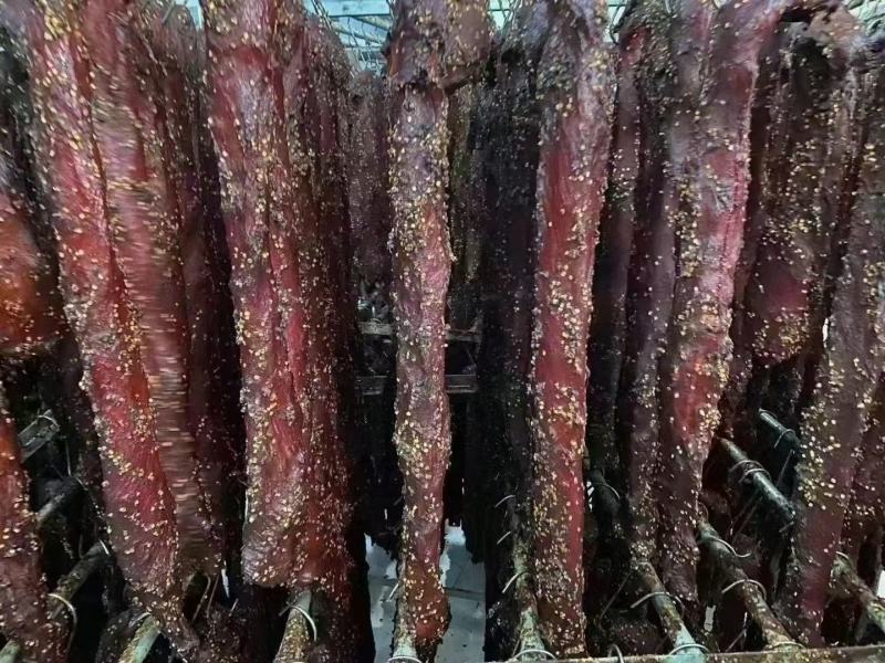 里脊大块肉，麻辣五香两个味，一件70斤，地摊展会热卖一手