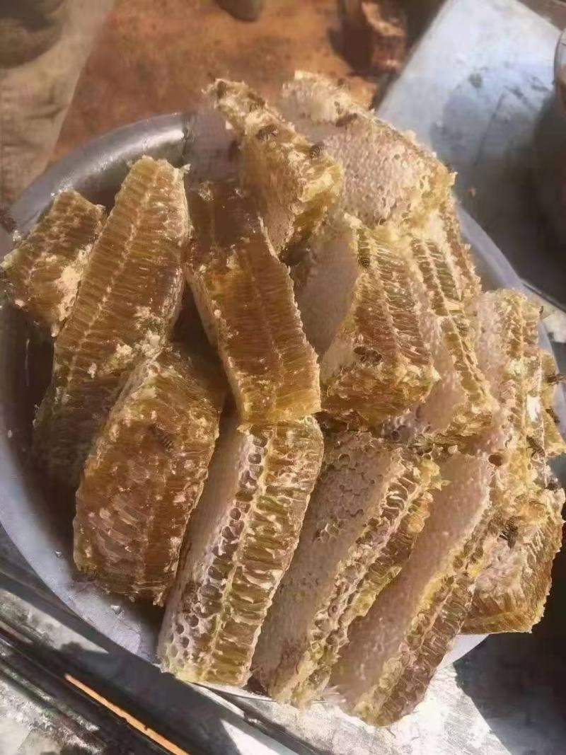 铁箱蜂巢蜜，黑色蜂糖、黄色蜂糖、结晶蜂糖、岩石蜂糖
