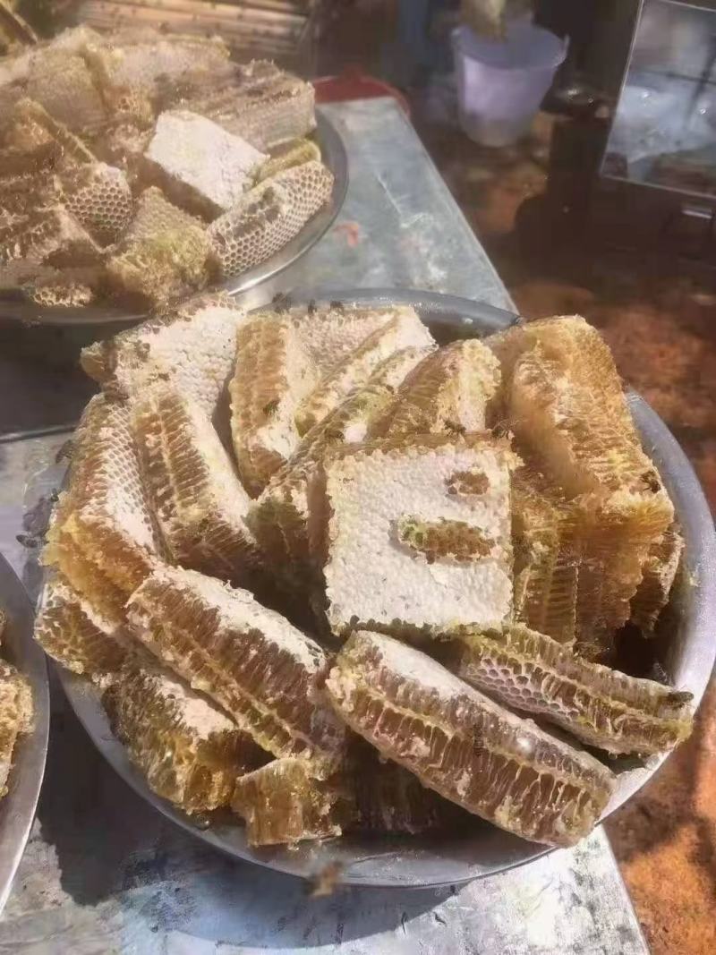 铁箱蜂巢蜜，黑色蜂糖、黄色蜂糖、结晶蜂糖、岩石蜂糖