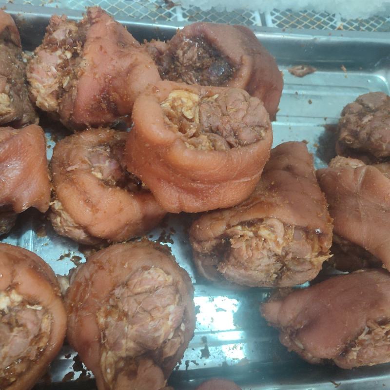 酱香肘子，