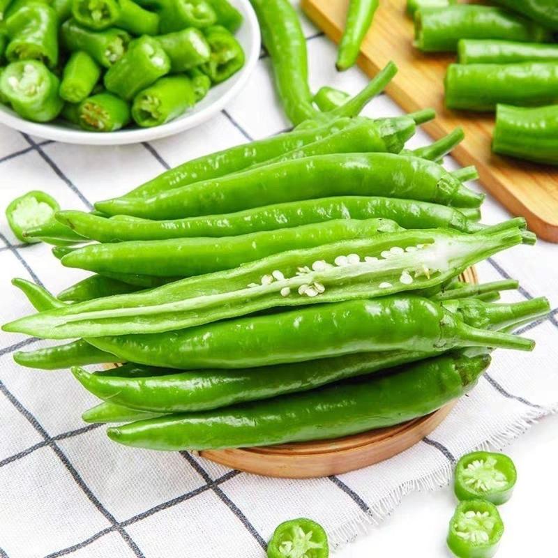 【推荐】青尖椒大量上市新鲜青椒现货现发品质保证