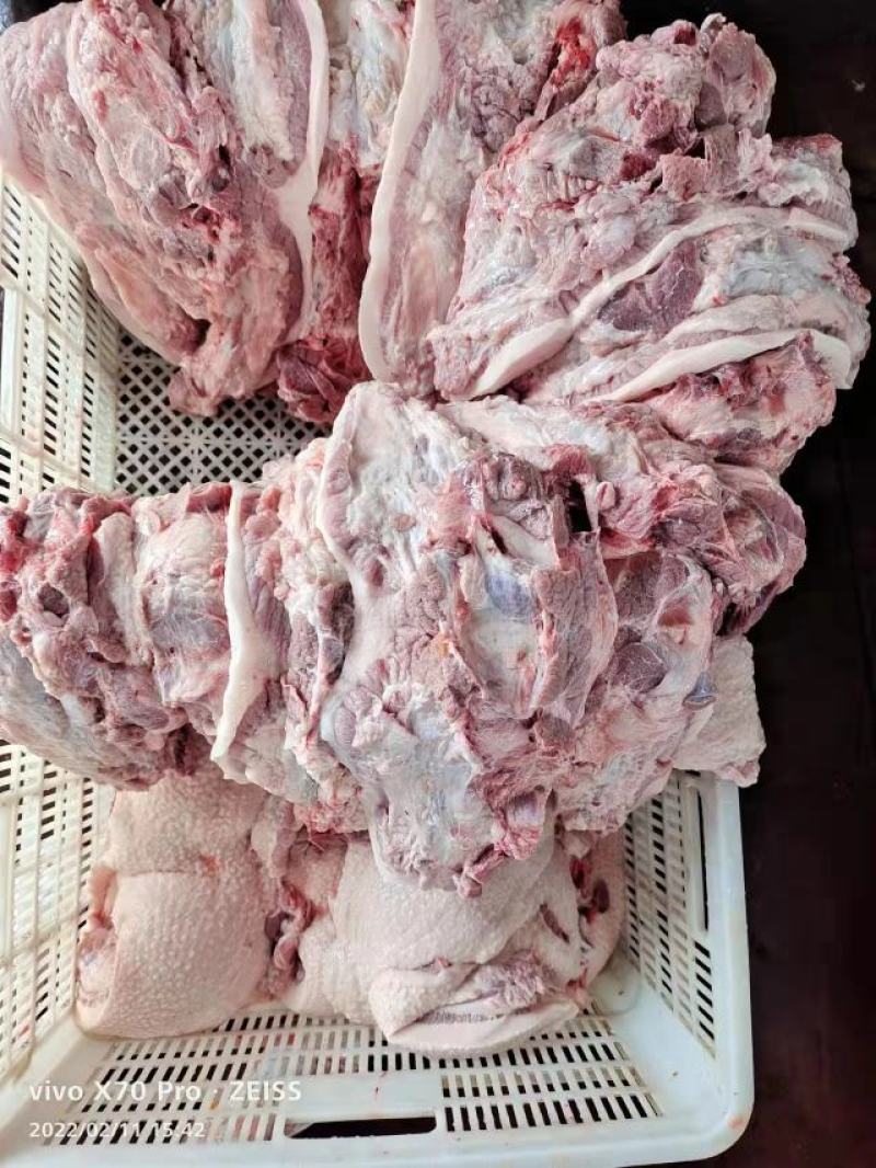 母猪去皮槽头肉，厂家直供，物美价廉，对接大型批发商