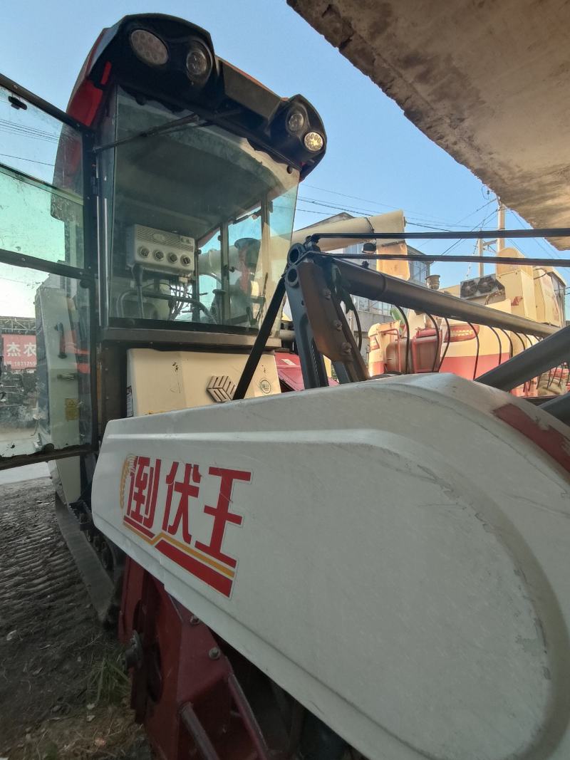 2020年沃得尊享版水稻大豆小麦玉米收割机