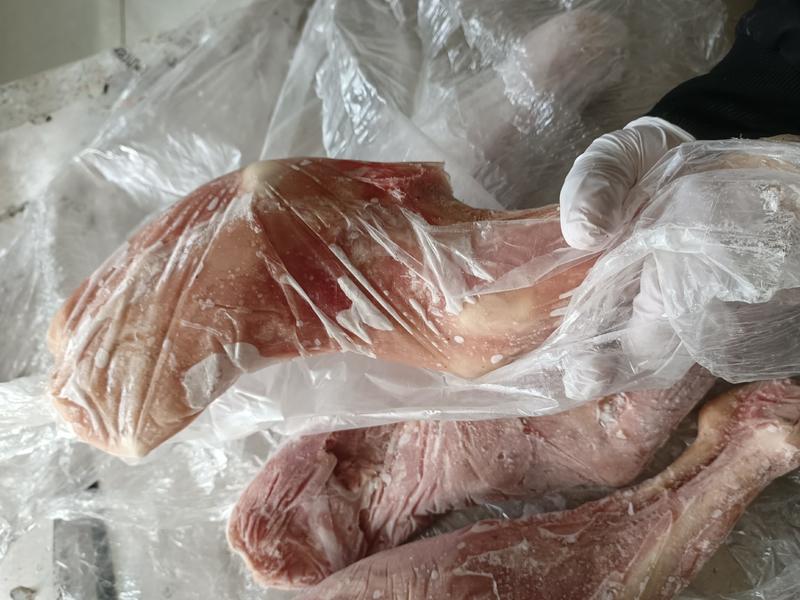 11元一斤的羊腿大量现货通货有意联系支持样品