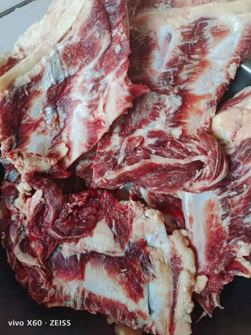 牛骨牛羽骨带肉带板筋清真食品