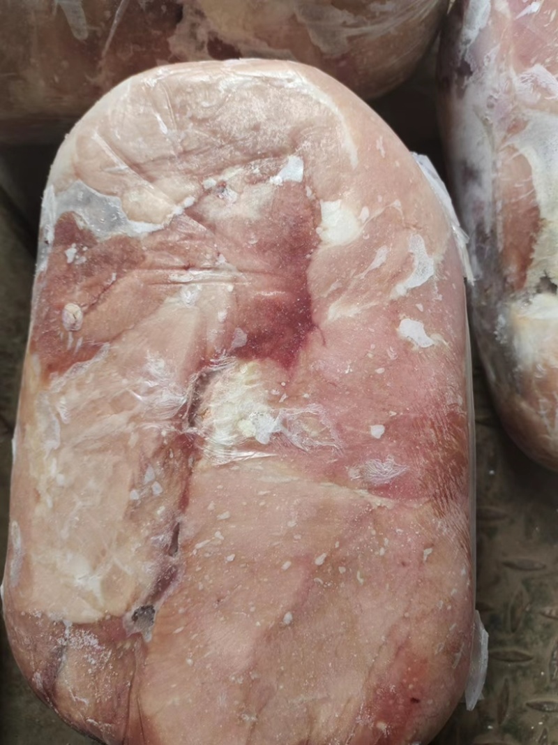 标猪2-4号肉，7块一斤能用的来聊，4吨货
