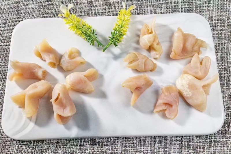 纯干货巴沙鱼肚，1件2板，净重20斤一件。