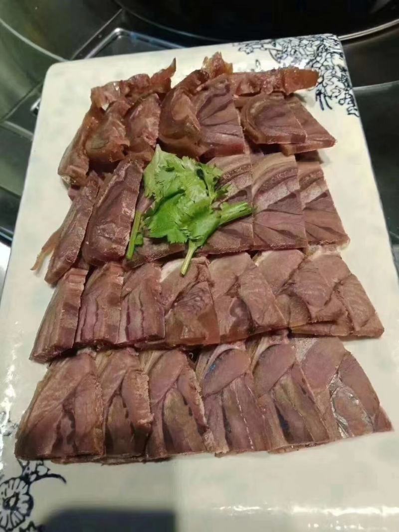鹿肉珍品熟食每袋200克一箱六袋鹿场发货送礼自用