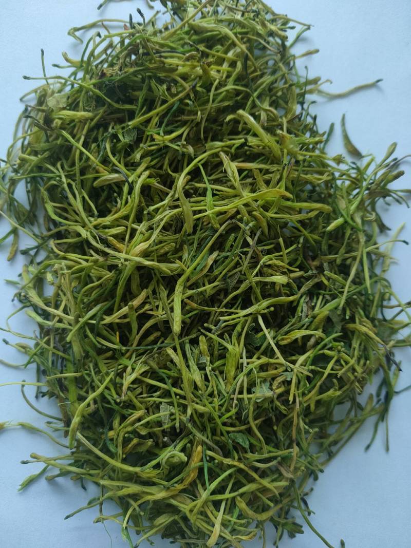 【干货】金银花，手工挑选烘干，保证质量泡茶药用均可
