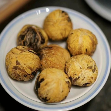 云南滇红茶2024头春茶菊花绣球