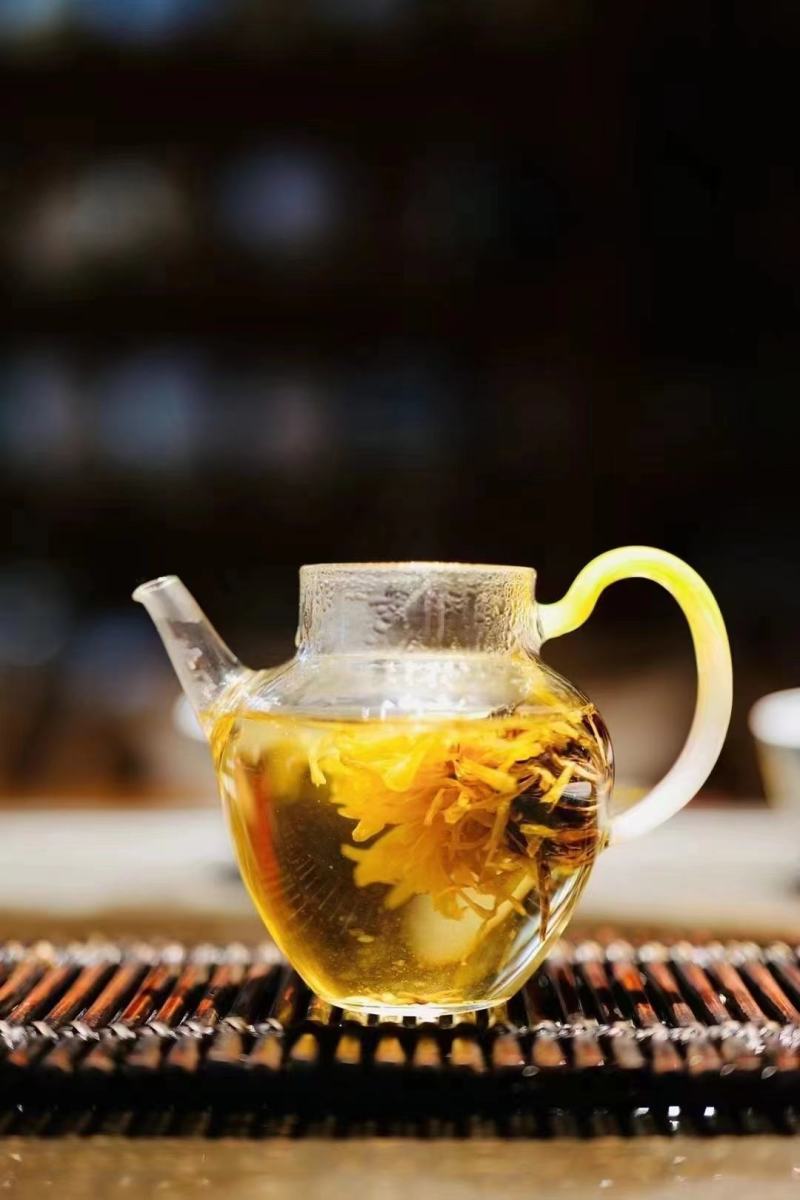 云南滇红茶2024头春茶菊花绣球