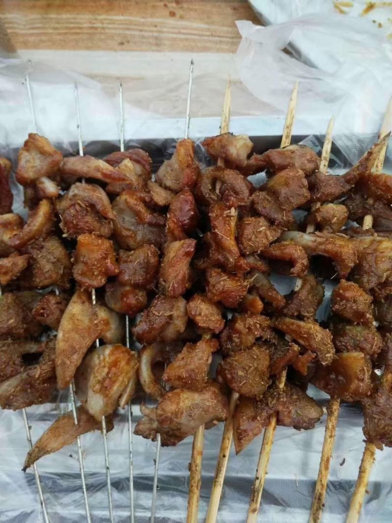 全熟月牙骨质量看图，烧烤必备品，价格不高，量大从优