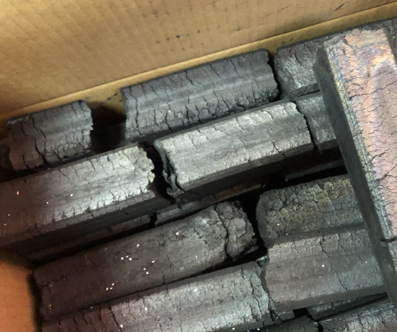 大量供应高温竹炭烧烤碳厂价出货量大可定制包装