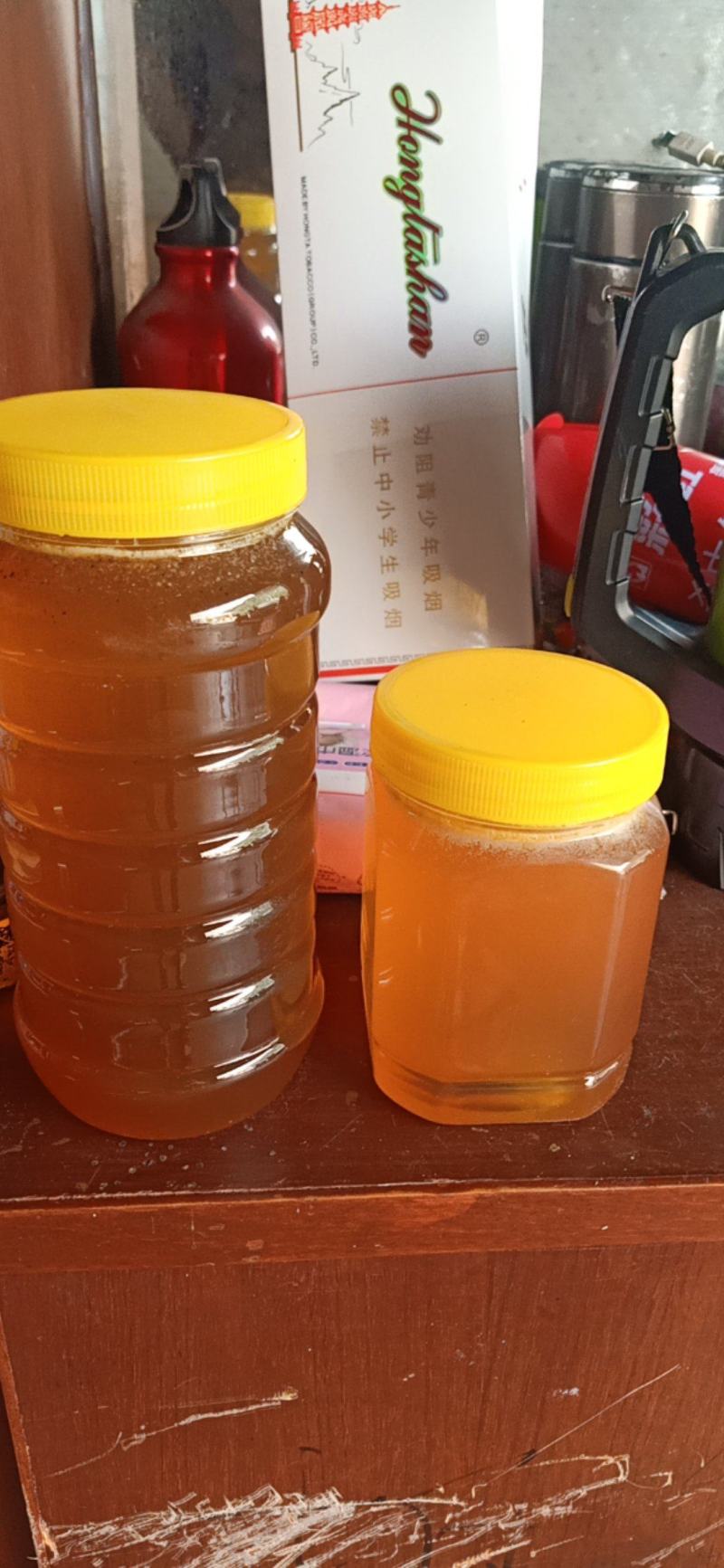 土蜂蜜自己喂养的土蜂蜜需要的老板朋友可以联系我