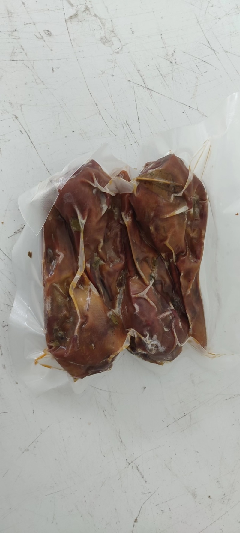 卤熟干锅鸭头#店铺还有干锅酱搭配