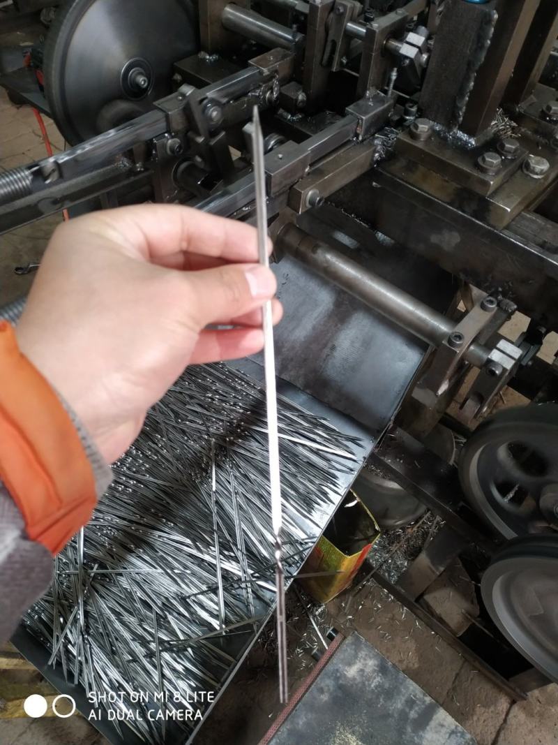 不锈钢烧烤用签，做工好，使用方法简单，结实耐用。