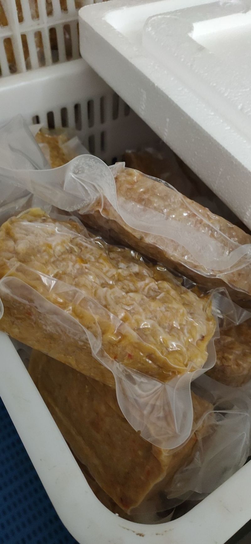 自家农场养殖螃蟹初加工蟹黄蟹肉蟹膏等现柝现卖批发
