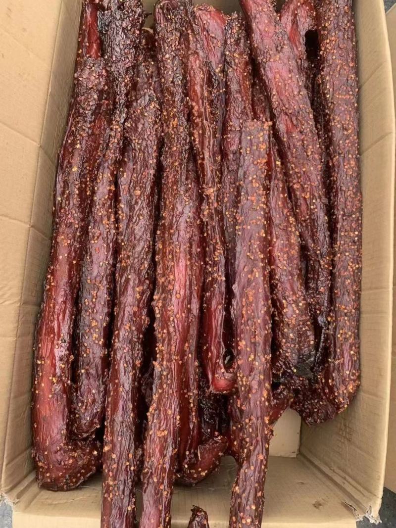 里脊，大块肉，五香麻辣两个味道，老厂家睦好货，