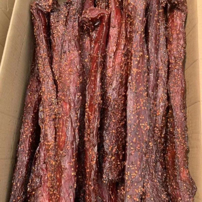 里脊，大块肉，五香麻辣两个味道，老厂家睦好货，
