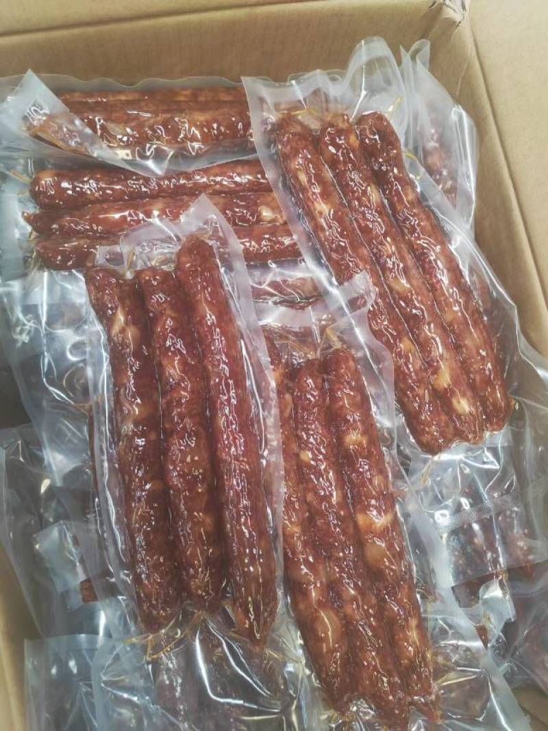 香肠一件50斤，全肉香肠