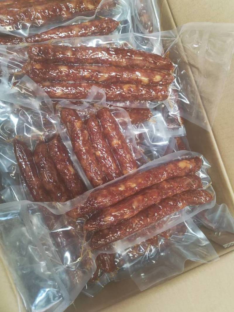 香肠一件50斤，全肉香肠
