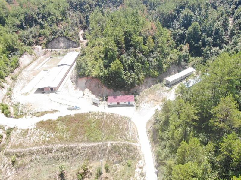 20亩九成新交通便利养殖基地待租。