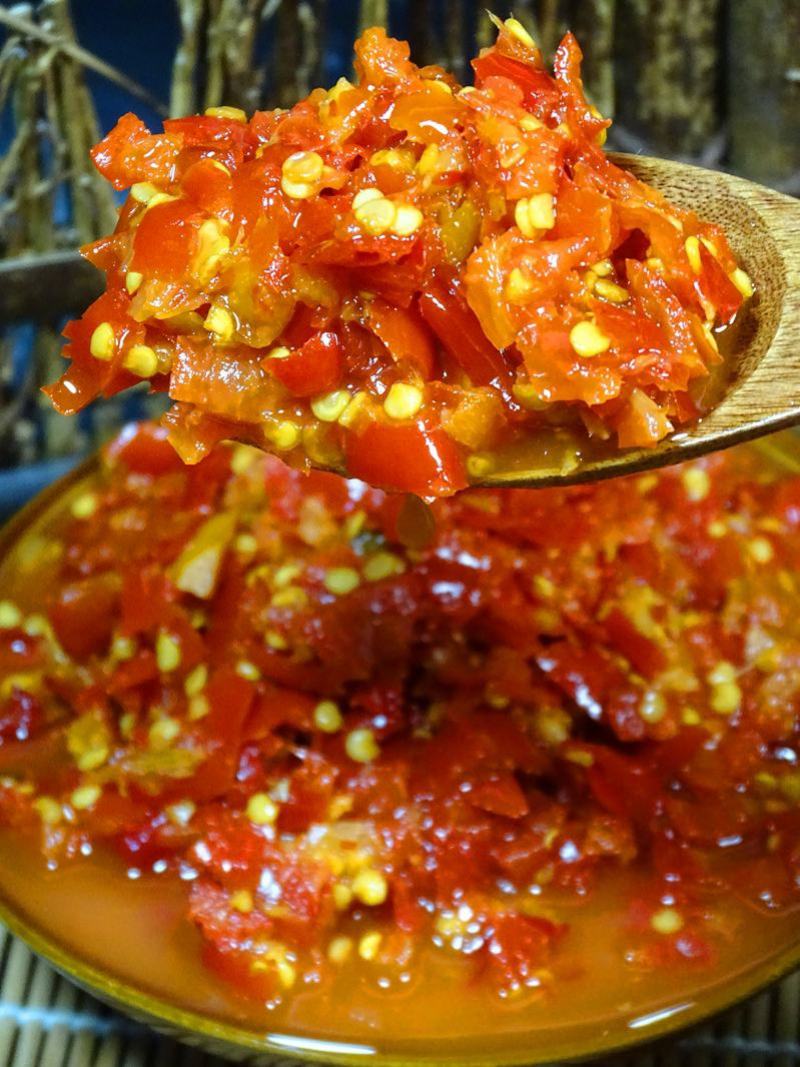 糟辣子云南贵州风味土特产老坛酸辣椒手工剁海椒酱姜蒜糟辣椒