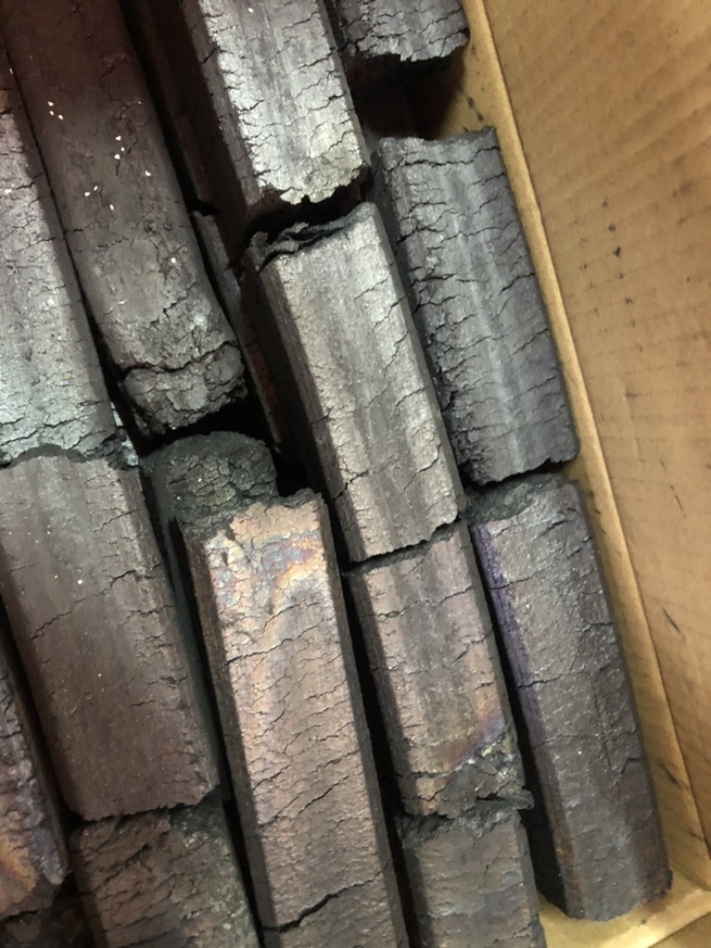 高温木炭烧烤专用炭滴油不起火整车发货价格美丽