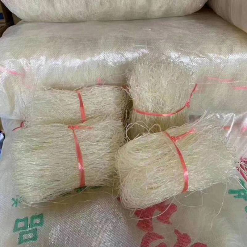 碗豆粉丝一件50个，一个净重0.42左右