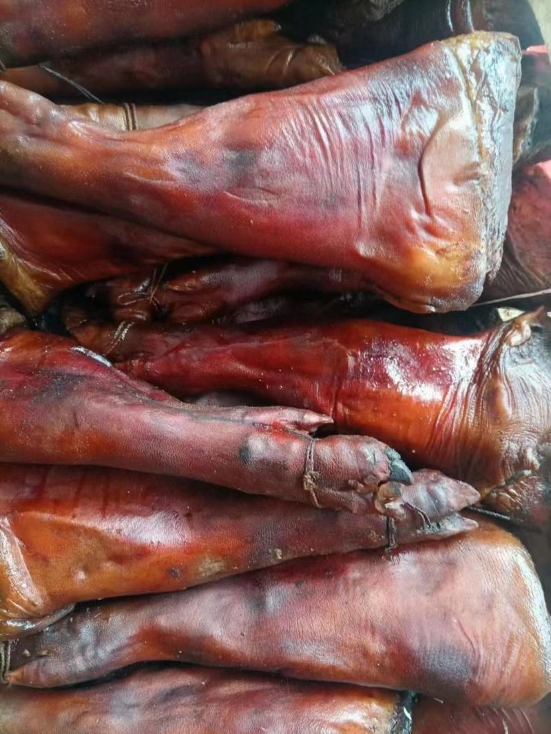五花腊肉，纯肉香肠，精品腊排骨，二刀腊肉等，各种腊制品