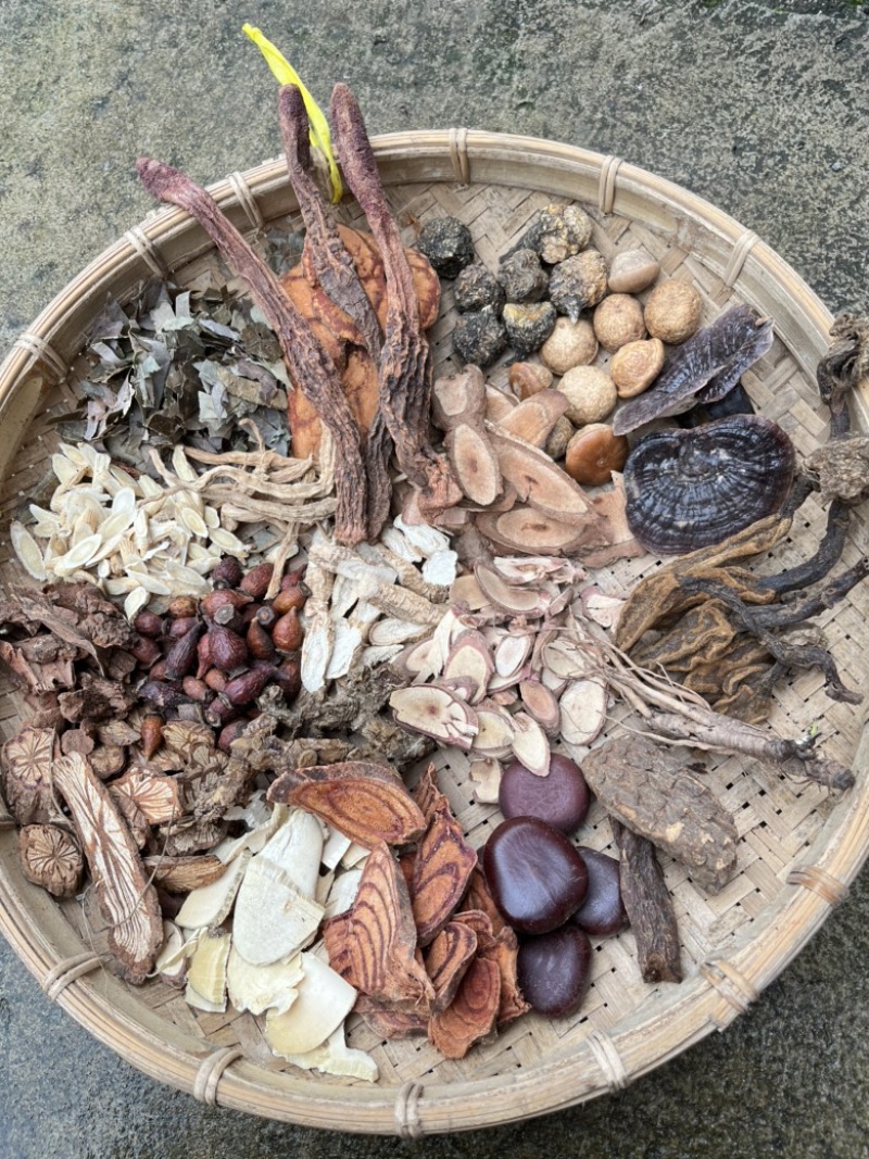 泡酒料组合装锁阳风流果金樱子回春草