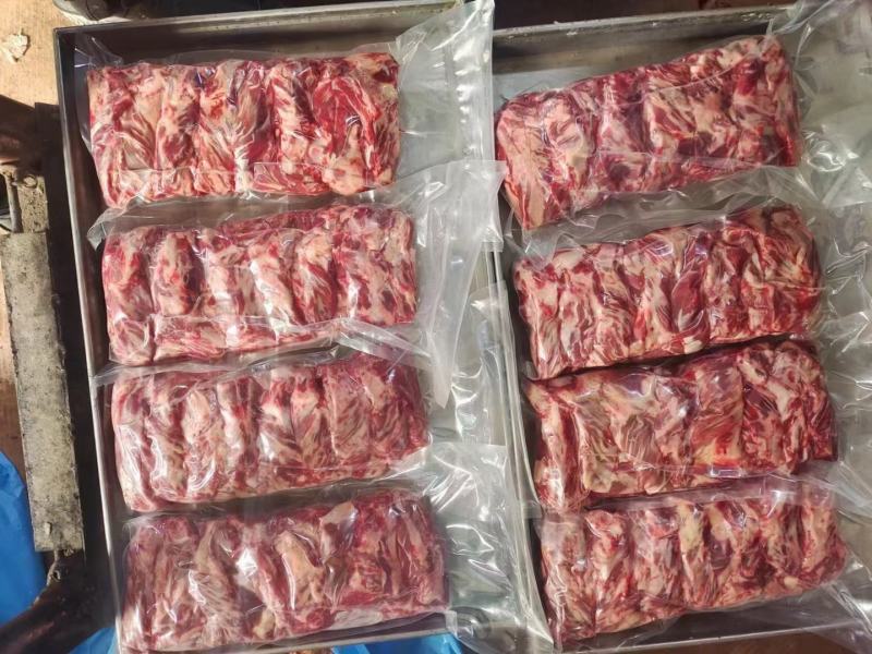 牛肋条复肉条纯干牛肉，净油选过的干牛肉，