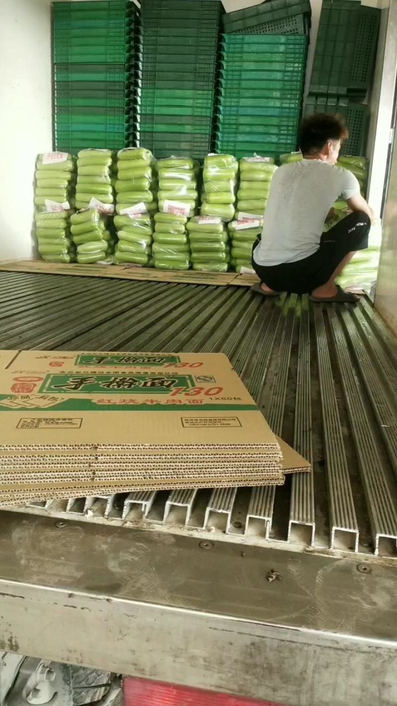 精品弧瓜，大量有货，适合市场，电商，超市，欢迎采购。