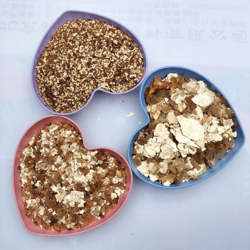 金色云母