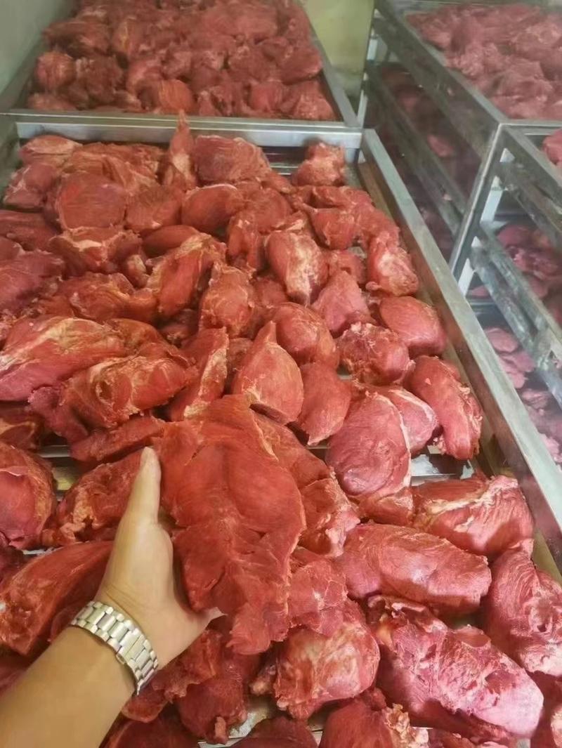 腱子肉一件20斤牛肉味十足个头均匀个个带筋大量现货