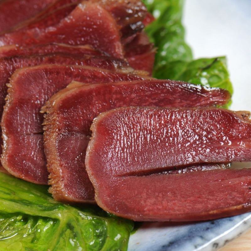 烟熏舌头腊口条猪舌头腊肉四川特产批发农家自制腊猪舌