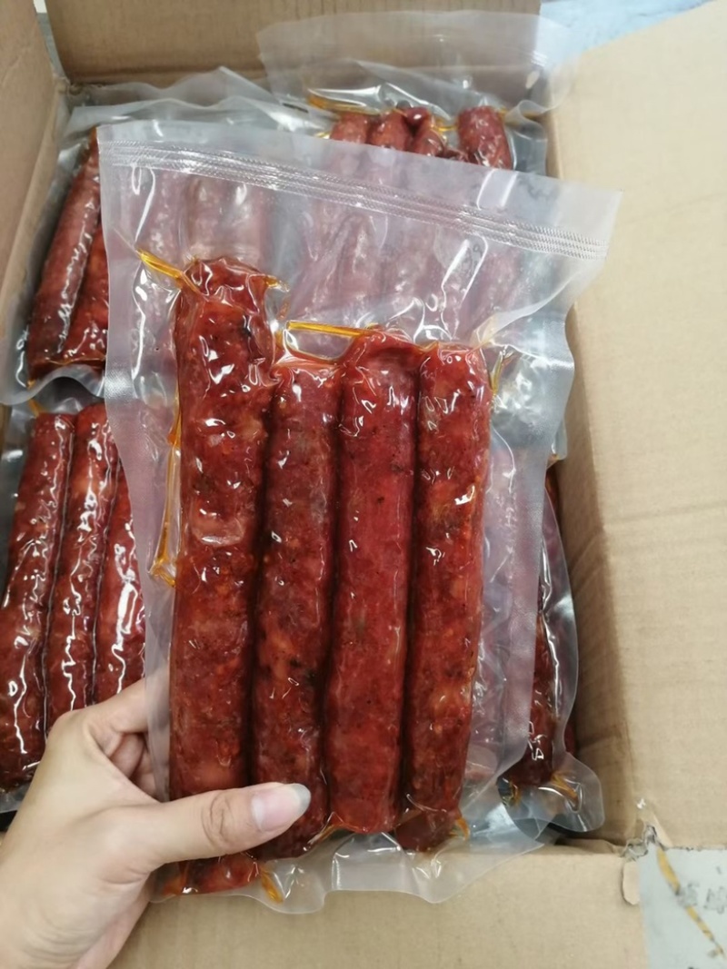 真空纯肉香肠农家纯肉手工香肠麻辣味五香味