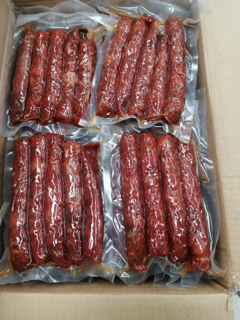 真空纯肉香肠农家纯肉手工香肠麻辣味五香味