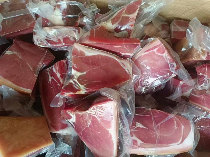 【腊肉】云南宣威火腿（真空）一件50斤，颜色鲜美，口感香