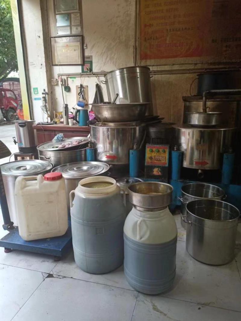 【推荐】菜籽油四川菜籽油品质保证诚信经营量大优惠