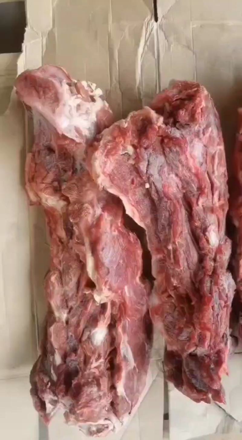多肉牛脖骨现货供应价格合适，骨头馆好食材，冷链物流发货